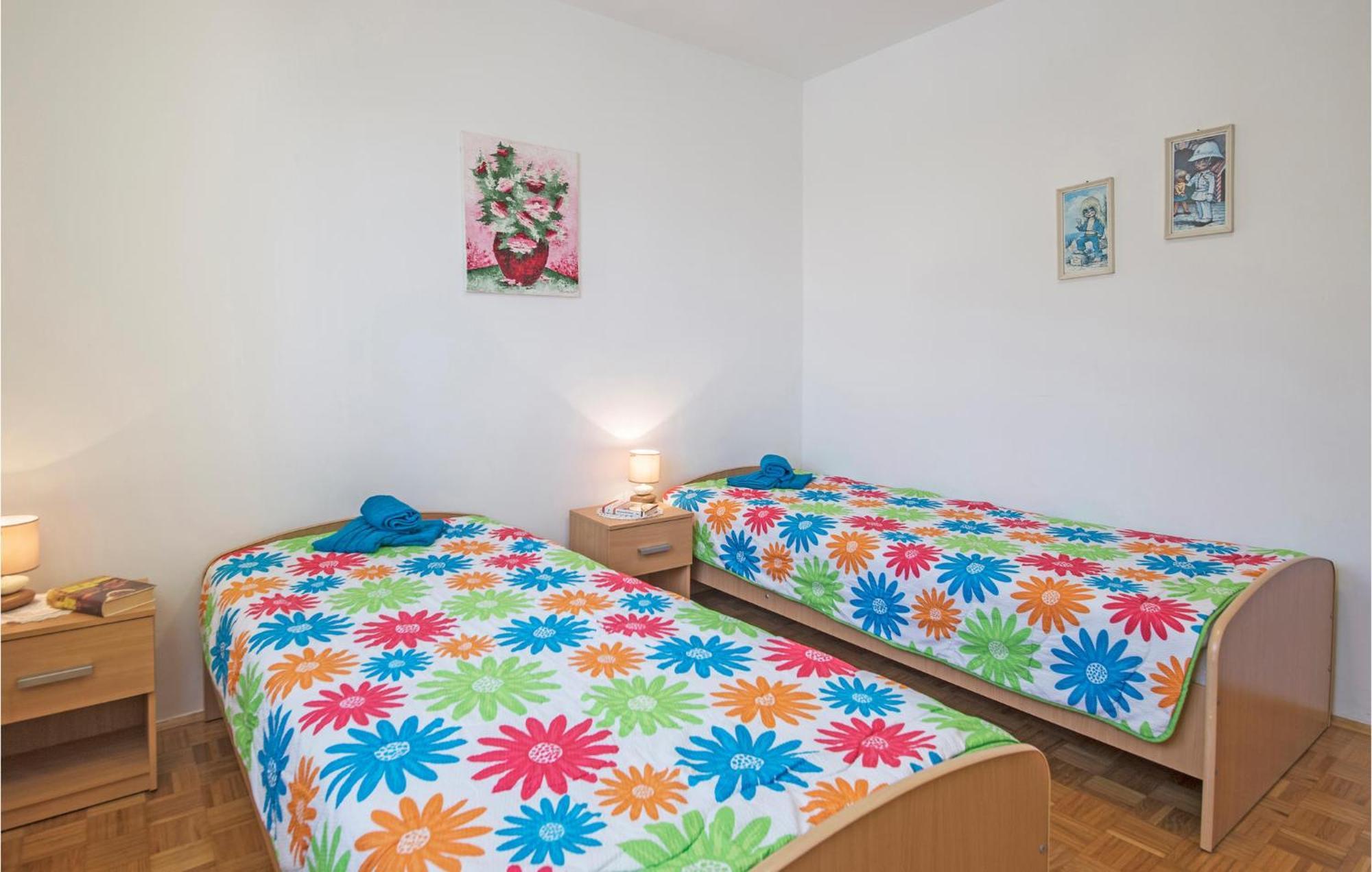 Gorgeous Apartment In Pula With House Sea View エクステリア 写真