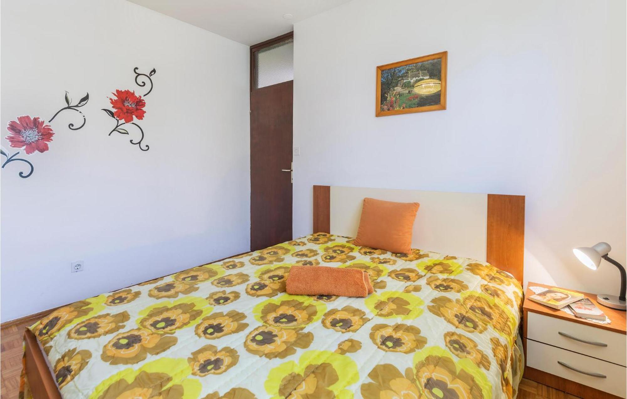 Gorgeous Apartment In Pula With House Sea View エクステリア 写真