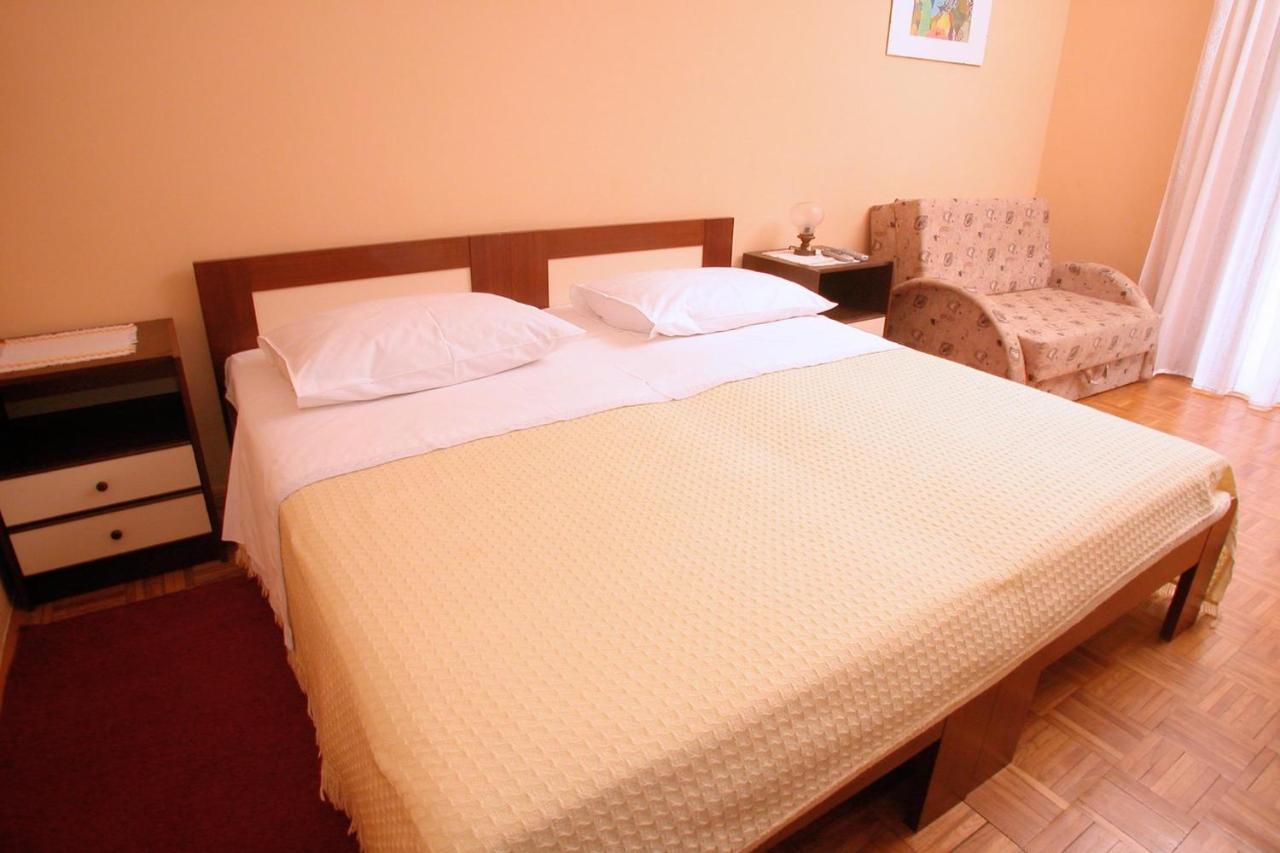 Gorgeous Apartment In Pula With House Sea View エクステリア 写真